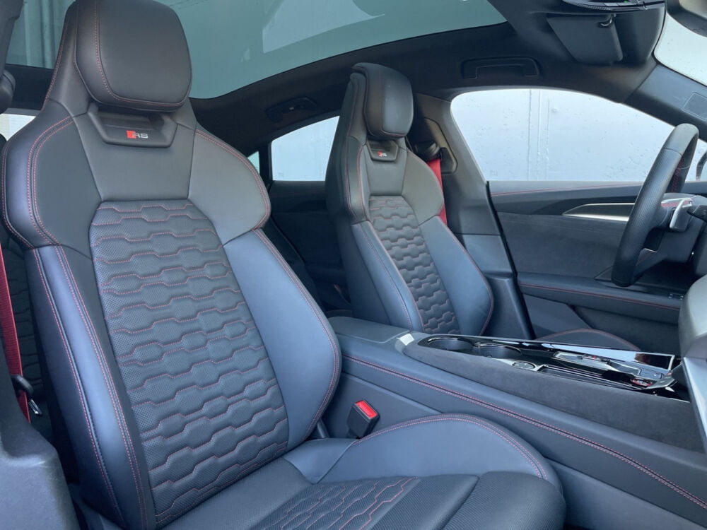 E-TRON e-tron GT 476 ch quattro e-tron 2023 occasion 85600 Montaigu
