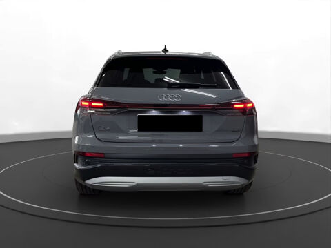 Q4 e-tron 45 quattro 265 ch 82 kW S line 2022 occasion 85600 Montaigu