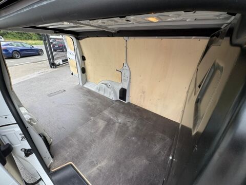 Jumpy 145ch 3places CLIM/REGVIT/CARPLAY/GPS/PORTCOULISS/GAR12MOIS 2023 occasion 59280 Armenti&egrave;res