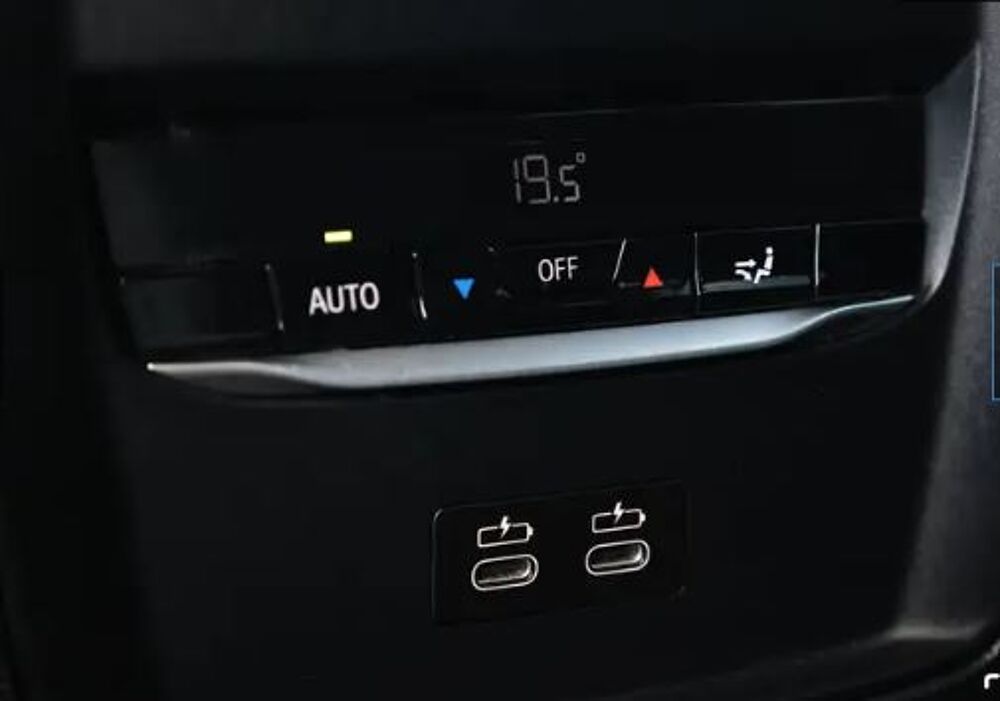 S&eacute;rie 3 318i 156ch BVA8 SIEGCHAUF/REGVIT/CARPLAY/ATTACHREM/PARKSENSO 2021 occasion 59280 Armenti&egrave;res