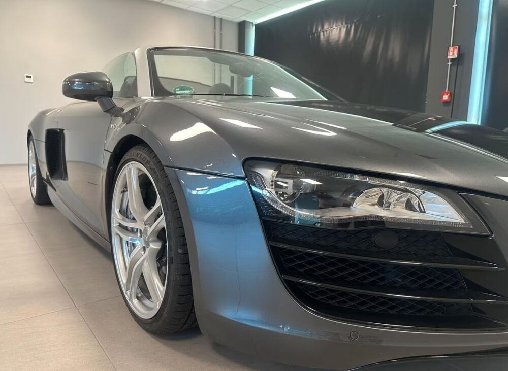 R8 Spyder V10 5.2 FSI 525 Quattro R-Tronic 2011 occasion 85600 Montaigu