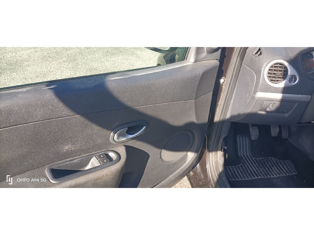 Clio 1.5 dCi 85 Confort Pack Clim Dynamique 2011 occasion 40990 Saint-Paul-l&egrave;s-Dax