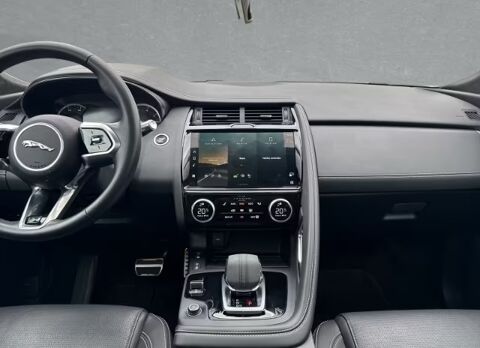 E-PACE E-Pace P300e ch PHEV AWD BVA R-Dynamic SE 2022 occasion 85600 Montaigu