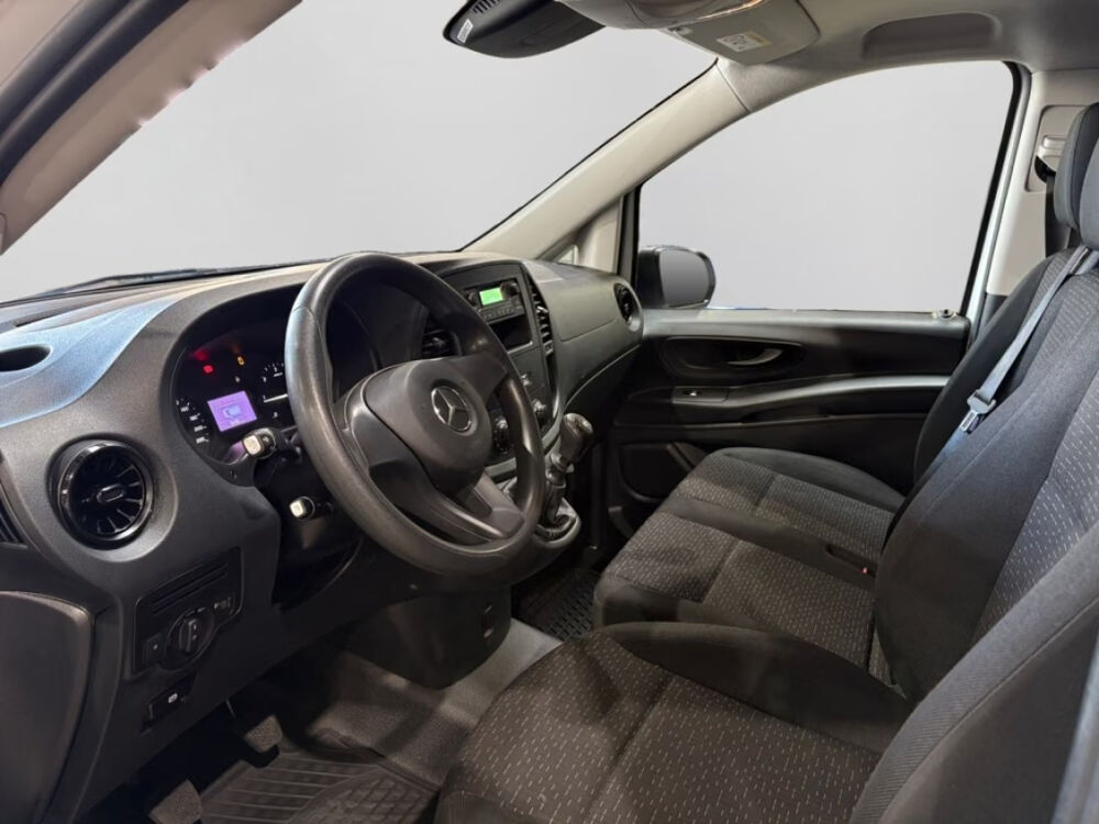 Vito VITO FOURGON 110 CDI LONG RWD FIRST 2022 occasion 85600 Montaigu