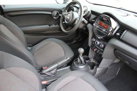 One 3 Portes 102ch D&eacute;cembre 2025 SIEGCHAUF/PARKSENSOR/JA/GAR12MO 2015 occasion 59280 Armenti&egrave;res