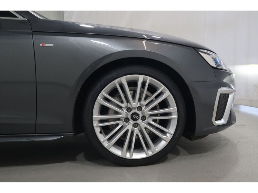 A4 Avant 40 TDI 204 S tronic 7 S line 2022 occasion 85600 Montaigu