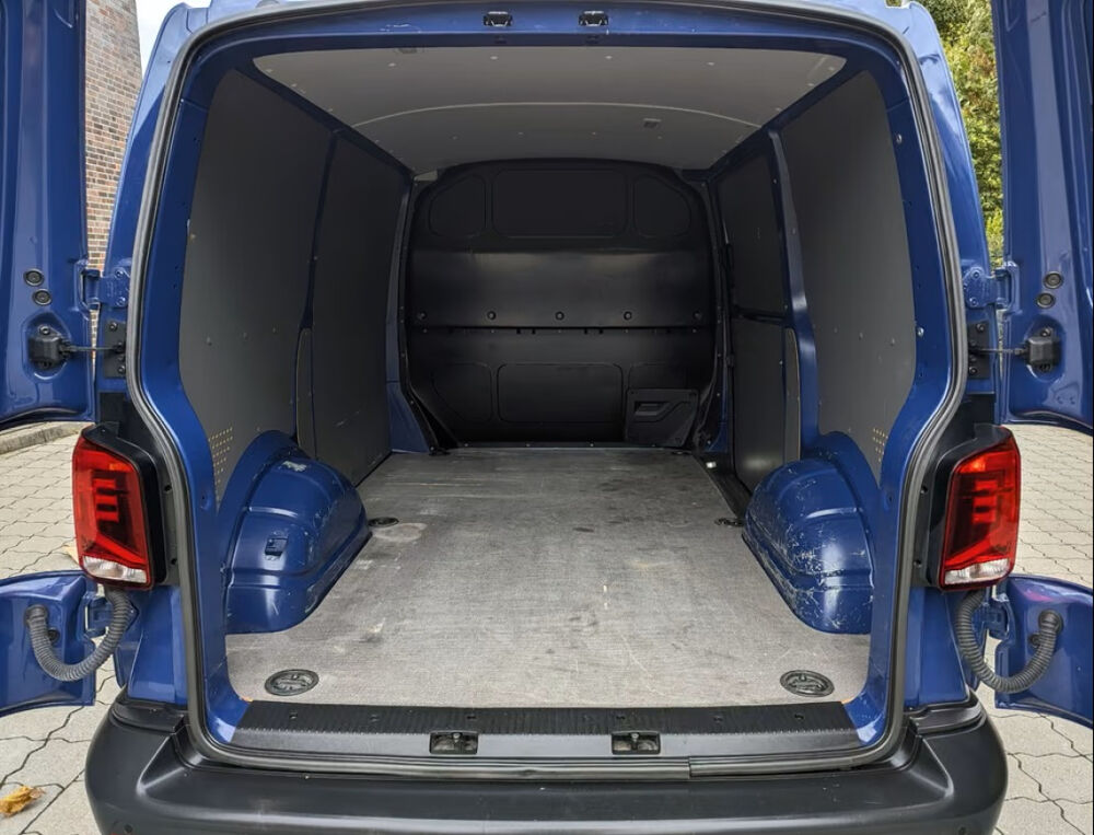 Transporter Combi TRANSPORTER 6.1 2.0 TDI 110 2022 occasion 85600 Montaigu