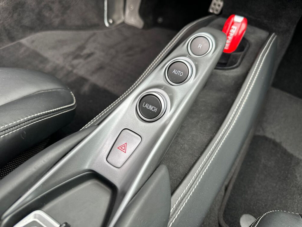 F8 Spider 3.9 V8 BiTurbo 720ch 2021 occasion 85600 Montaigu