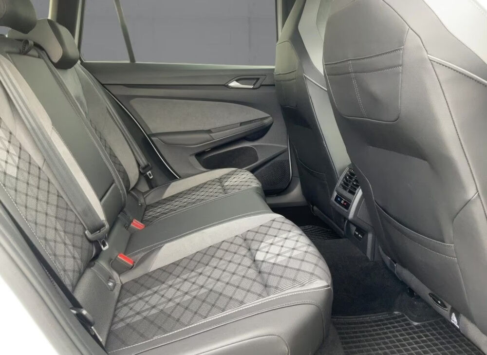 Golf SW Golf variant 2.0 TDI 150 DSG7 R-Line 2022 occasion 85600 Montaigu