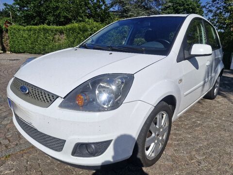 Ford fiesta ( 1.4i Ghia Durashift A)