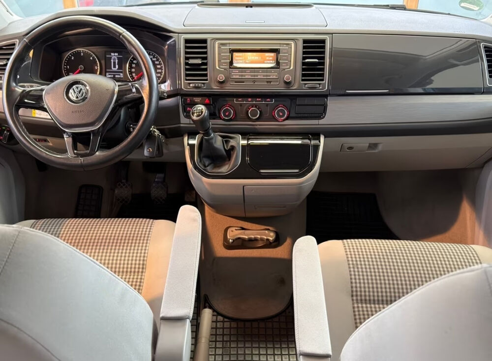 MULTIVAN California 2.0 TDI 150 coast 2017 occasion 85600 Montaigu