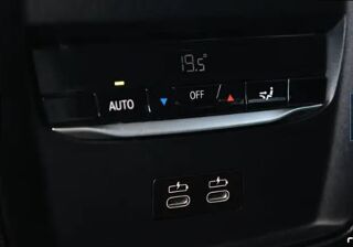 S&eacute;rie 3 318i 156ch BVA8 SIEGCHAUF/REGVIT/CARPLAY/ATTACHREM/PARKSENSO 2021 occasion 59280 Armenti&egrave;res