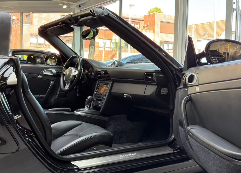 911 Cabriolet 3.8i Turbo PDK 2010 occasion 85600 Montaigu