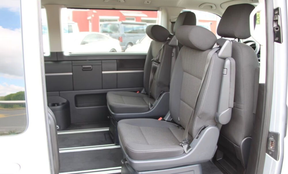 MULTIVAN Multivan 2.0 TDI 150 DSG7 Comfortline 2016 occasion 85600 Montaigu