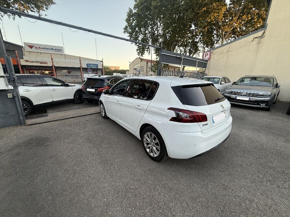 308 PureTech 110ch Style 2019 occasion 30000 N&icirc;mes