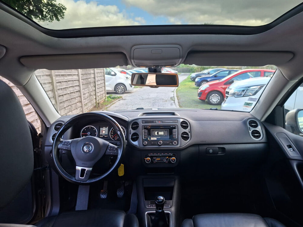 Tiguan 2.0 TDI 110ch CUIRCHAUF/TOPANO/CAM/CLIM/GPS/PDC/JA17/GAR6M 2013 occasion 59280 Armenti&egrave;res
