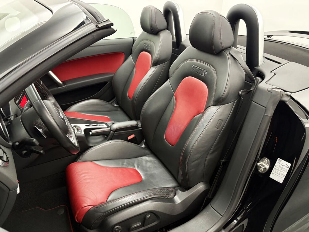 TT Roadster 2.0 TFSI 211 Quattro S tronic 6 2014 occasion 85600 Montaigu