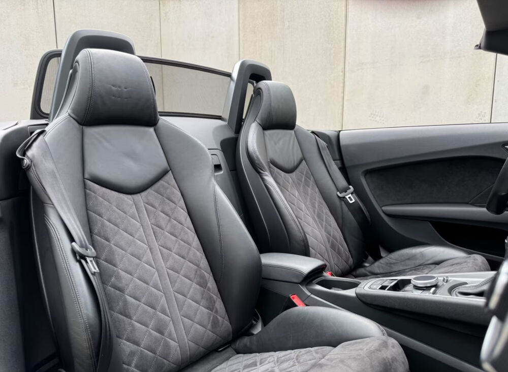 TT Roadster 1.8 TFSI 180 S tronic 7 S line 2015 occasion 85600 Montaigu