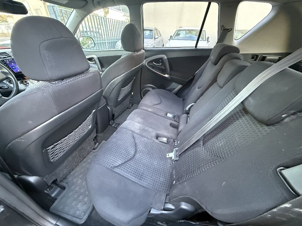 RAV 4 RAV4 D-4D136 2006 occasion 30000 N&icirc;mes