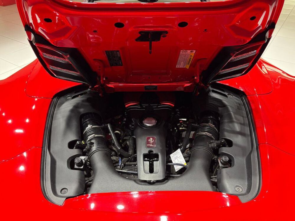 488 Spider 4.0 V8 670ch 2017 occasion 85600 Montaigu