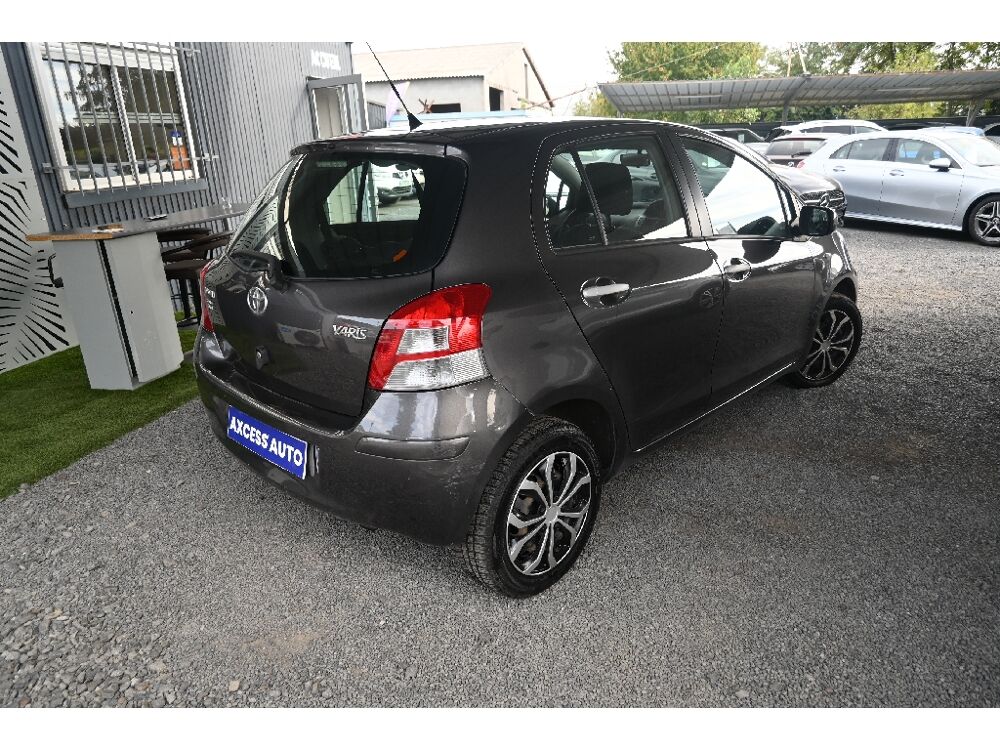 Yaris 1.4 - 90 D-4D Confort 2011 occasion 63800 Cournon-d'Auvergne