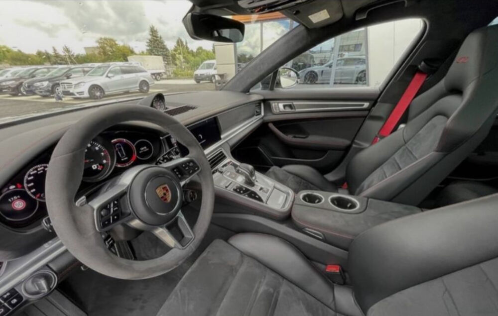 Panamera Turbo V8 4.0 460 PDK GTS Sport Turismo 2019 occasion 85600 Montaigu