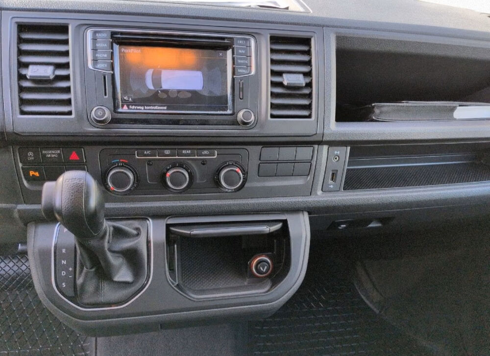 MULTIVAN Multivan 2.0 TDI 150 DSG7 2017 occasion 85600 Montaigu