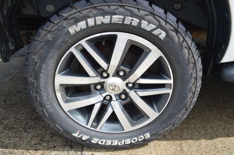Hilux HILUX DBLE CAB 4WD 2.4L 150 D-4D LOUNGE 2016 occasion 97122 Baie-Mahault