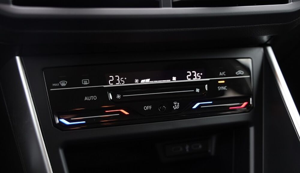 Polo 1.0 TSI 95ch Facelift CARPLAY/CAM/REGVIT/PARKSENSOR/GAR12MOI 2023 occasion 59280 Armenti&egrave;res
