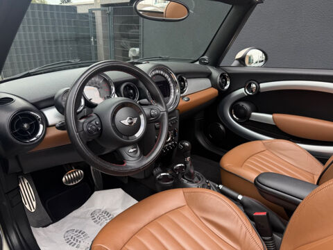 Cooper Cabriolet 211 ch John Works A 2014 occasion 85600 Montaigu