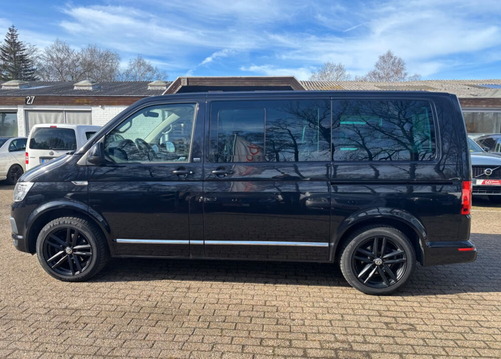 MULTIVAN Multivan 2.0 TDI 150 G&eacute;n&eacute;ration Six 2015 occasion 85600 Montaigu