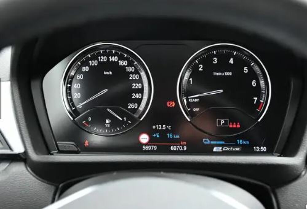 X1 xDrive 25e 220ch Auto CAM/CUIRCHAUF/AFFICHTETHAUT/ATTACHREM/ 2022 occasion 59280 Armenti&egrave;res