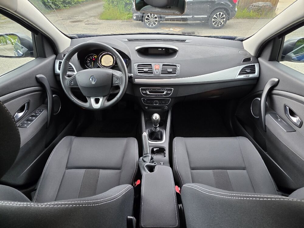M&eacute;gane III Estate 1.4 TCE 130 Dynamique 2009 occasion 38190 BERNIN