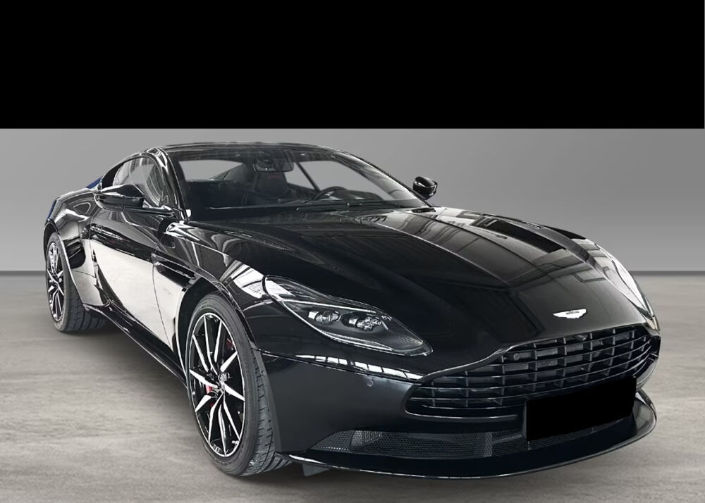 DB11 Coup&eacute; 5.2 Biturbo V12 Black Carbon 2017 occasion 85600 Montaigu