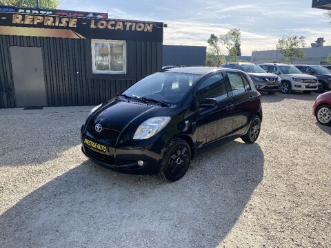 Toyota Yaris 90Ch D-4D Les Bleus 2007 occasion Avignon 84000