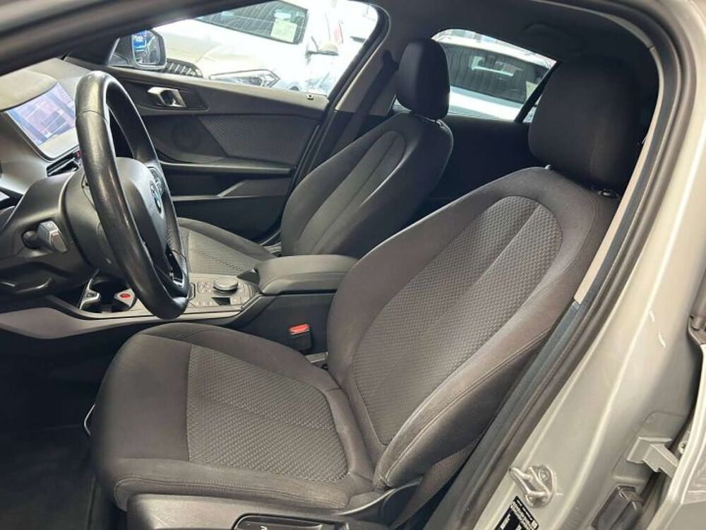 S&eacute;rie 1 116d 116ch CARPLAY/REGVIT/PARKSENSOR/GPS/JA/GAR12MOIS 2020 occasion 59280 Armenti&egrave;res
