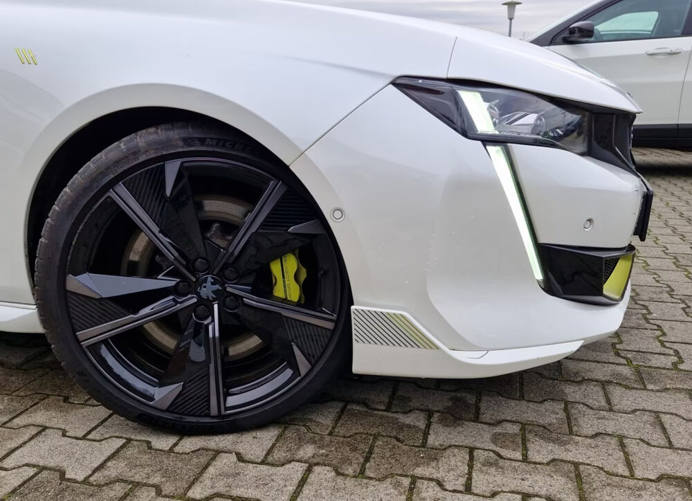 508 SW Hybrid4 360 e-EAT8 Peugeot Sport 2021 occasion 85600 Montaigu
