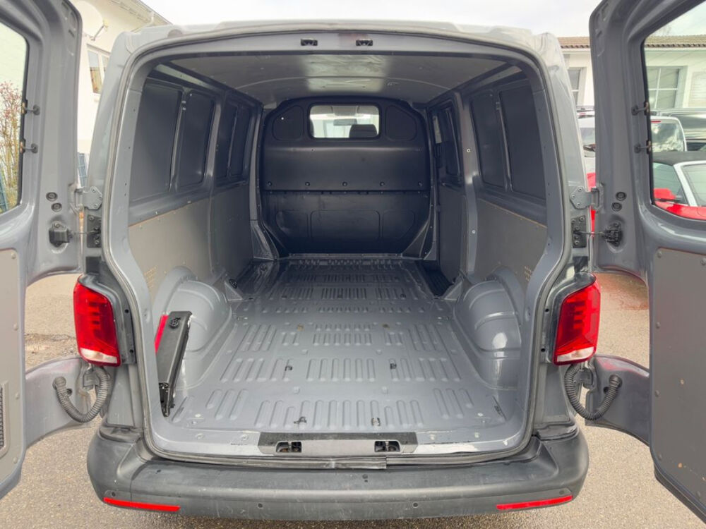 Transporter Combi TRANSPORTER 6.1 2.0 TDI 150 DSG7 2020 occasion 85600 Montaigu
