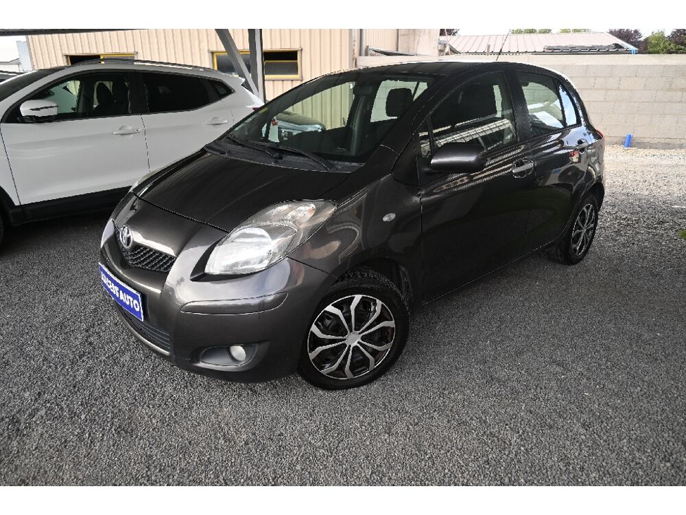Yaris 1.4 - 90 D-4D Confort 2011 occasion 63800 Cournon-d'Auvergne