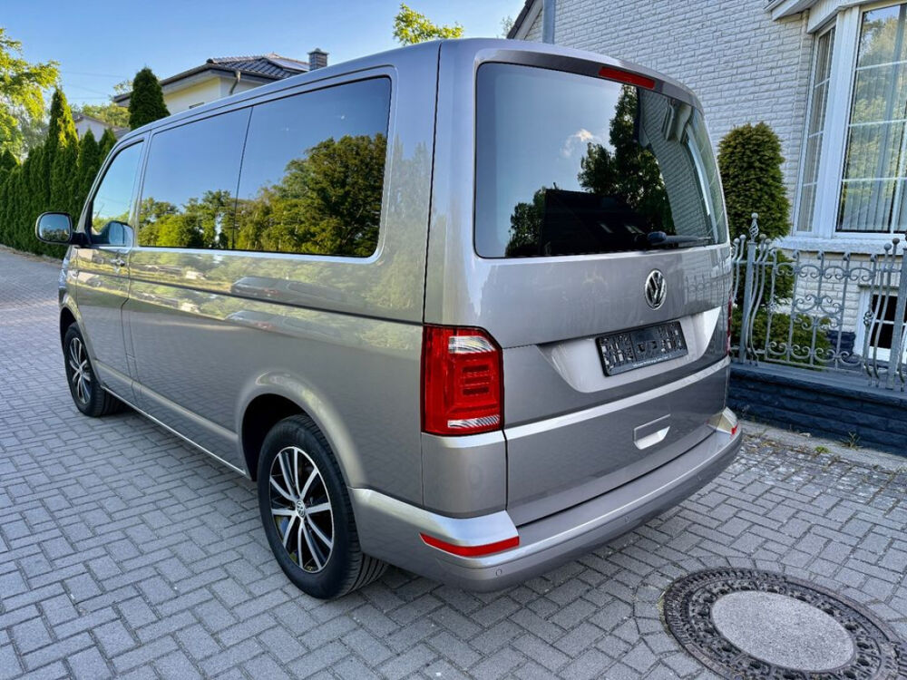 MULTIVAN Multivan 2.0 TDI 150 Comfortline 2016 occasion 85600 Montaigu