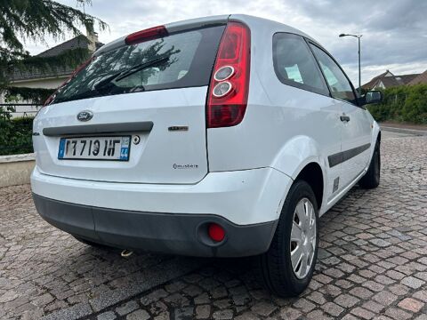 Fiesta 1.4 TDCi AFFAIRES 2008 occasion 78300 Poissy