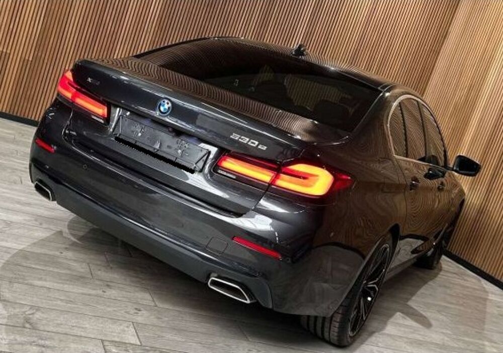S&eacute;rie 5 530e TwinPower Turbo xDrive 292ch CAM360/AFFICHTETHAUT/CUIRC 2022 occasion 59280 Armenti&egrave;res