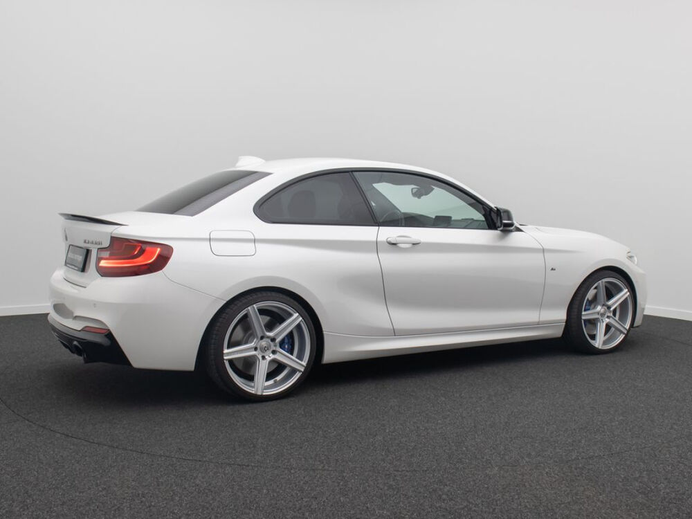 Serie 2 Coup&eacute; M235i xDrive 326 ch A 2014 occasion 85600 Montaigu