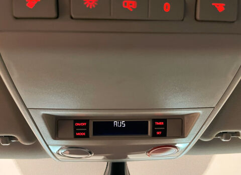 MULTIVAN Multivan 2.0 TDI 150 DSG7 Comfortline 2016 occasion 85600 Montaigu