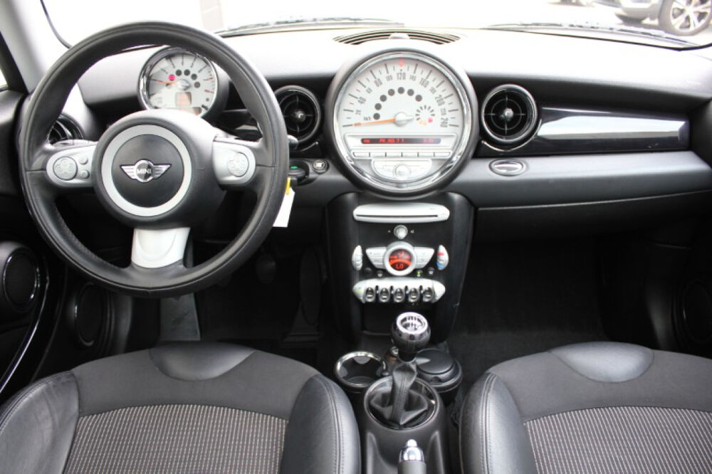Cooper 1.6i 120ch 3portes TOITPANO/SIEGCHAUF/REGVIT/JA/GAR12MOIS 2008 occasion 59280 Armenti&egrave;res
