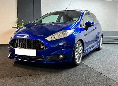Annonce voiture Ford Fiesta 12490 