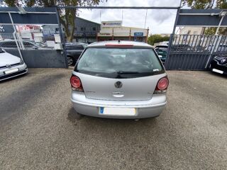 Polo 1.4 16S 75 Carat 2006 occasion 30000 N&icirc;mes