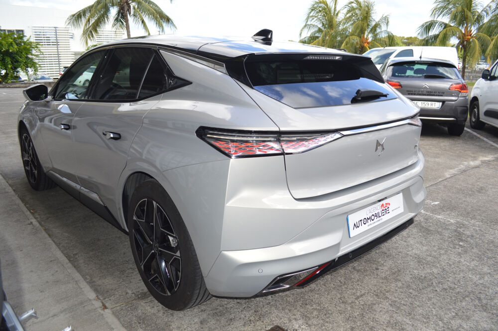DS4 1,2 hybride 136ch pallas ligne business e-dct6 2024 occasion 97122 Baie-Mahault