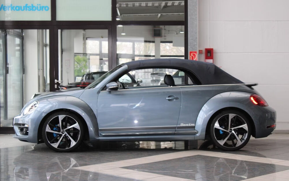 COCCINELLE II Coccinelle Cabriolet 1.4 TSI 150 Denim 2017 occasion 85600 Montaigu