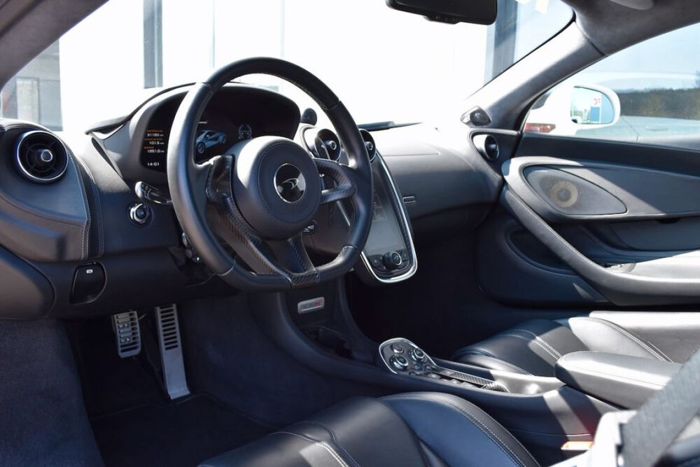 570S McLaren Coup&eacute; V8 3.8 570 ch 2018 occasion 85600 Montaigu
